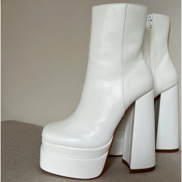 NIB White Platform Chunky Heel & Side Zip Edgy Retro Vegan Platform Boots - Picture 2 of 16